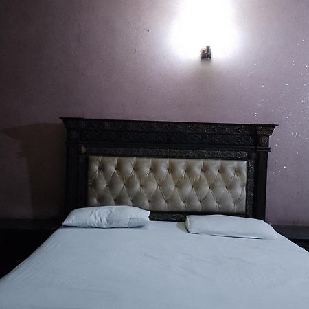 Moon Soon Hotel Лахор Экстерьер фото