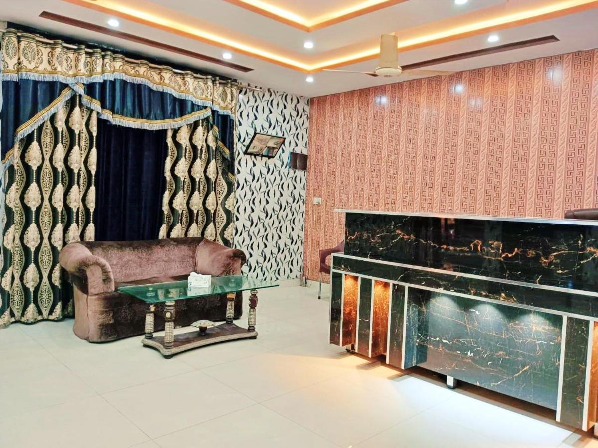 Moon Soon Hotel Лахор Экстерьер фото