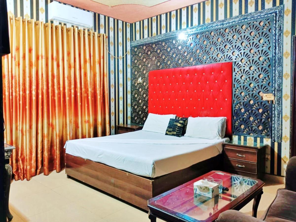 Moon Soon Hotel Лахор Экстерьер фото