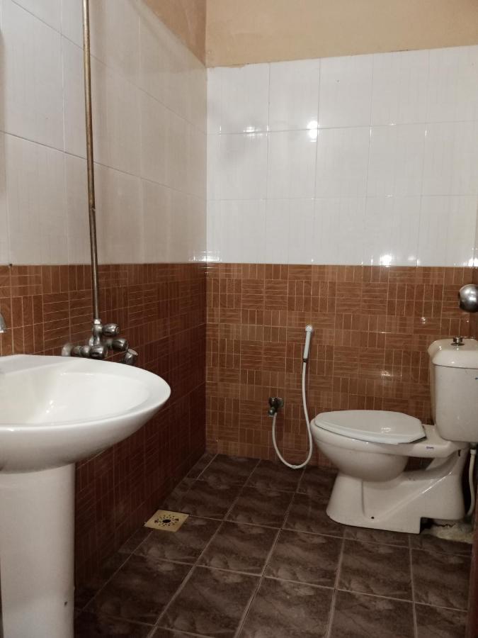 Moon Soon Hotel Лахор Номер фото