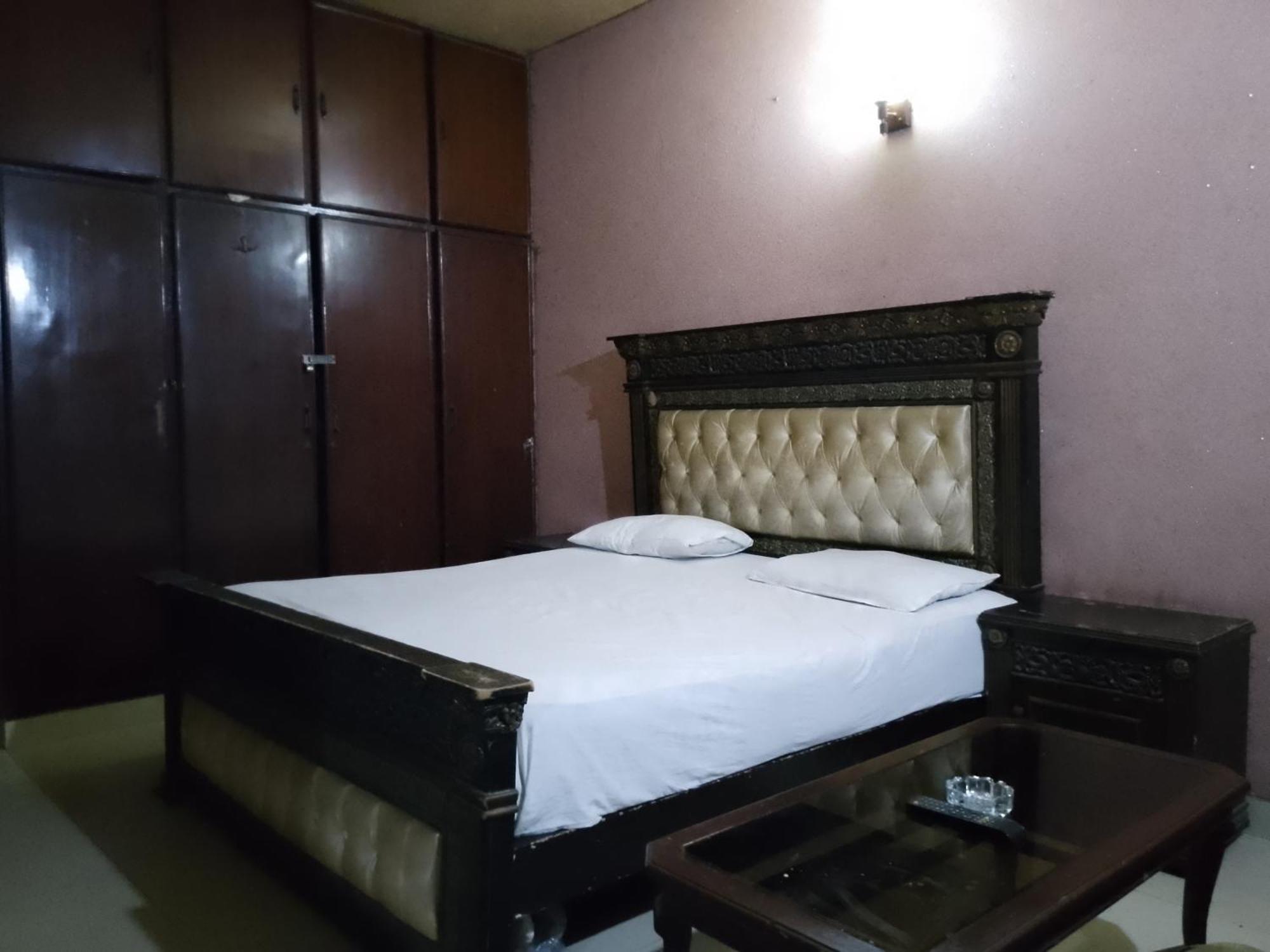 Moon Soon Hotel Лахор Экстерьер фото